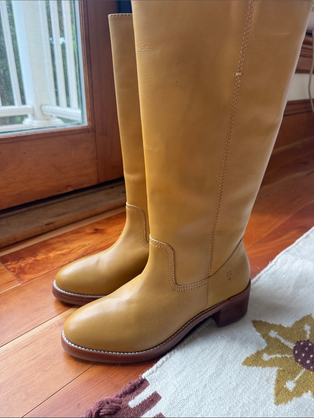 Frye Camryn Tall Pull On Banana Boots Sz 8.5 NEW - Picture 6 of 6